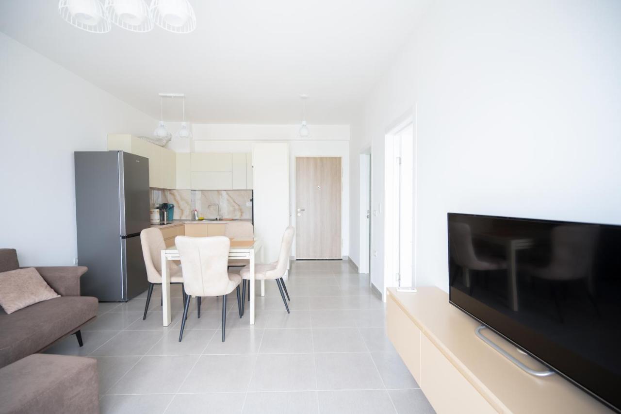 Apartment In The Village With A Sea View Vlorë Exterior foto